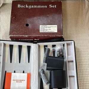 Backgammon Set with Accessories/Travel Case